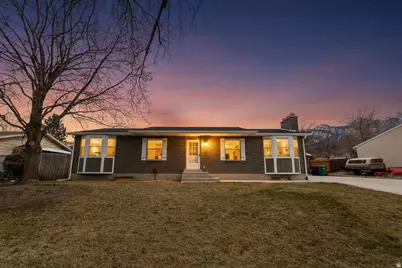 9457 S Fox Hunt Dr #49, Sandy, UT 84092 - Photo 2