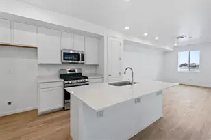 1332 E 1670 N, Payson, UT 84651 - Photo 2