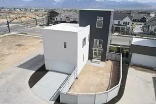 11318 S Silver Pond Dr W, South Jordan, UT 84009 - Photo 6