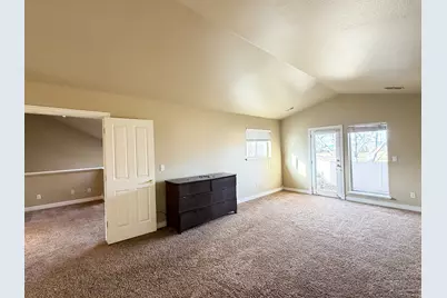 43 Hillsborough Dr, Pleasant View, UT 84414 - Photo 10