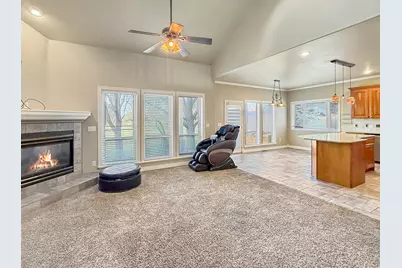 43 Hillsborough Dr, Pleasant View, UT 84414 - Photo 6