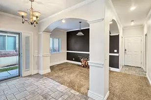 43 Hillsborough Dr, Pleasant View, UT 84414 - Photo 2