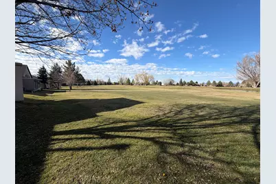 43 Hillsborough Dr, Pleasant View, UT 84414 - Photo 48