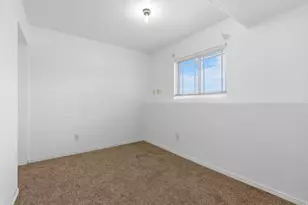 5622 S 2950 W, Roy, UT 84067 - Photo 16
