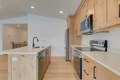 1863 N Mantle Way #403, Tooele, UT 84074 - Photo 8