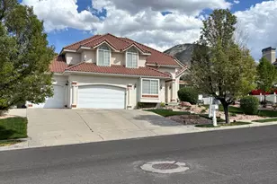 19 S 820 E, Tooele, UT 84074 - Photo 16