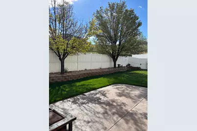 19 S 820 E, Tooele, UT 84074 - Photo 36