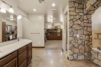 1045 W Sapphire, Diamond Valley, UT 84770 - Photo 32