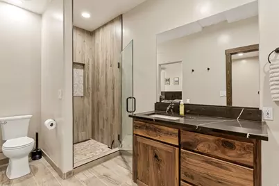 1045 W Sapphire, Diamond Valley, UT 84770 - Photo 74