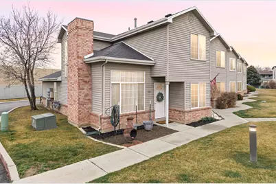 225 S Majestic Meadows Dr, Payson, UT 84651 - Photo 2