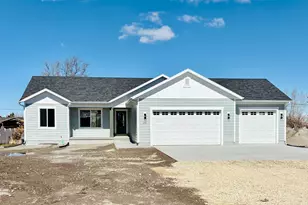 144 S Liberty St, Grantsville, UT 84029 - Photo 2