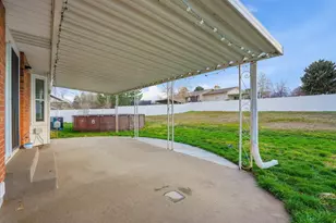 5908 S Jonquil Dr, Taylorsville, UT 84129 - Photo 32