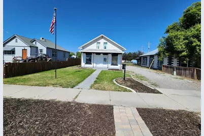 320 S State St, Preston, ID 83263 - Photo 2