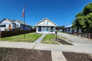 320 S State St, Preston, ID 83263 - Photo 2