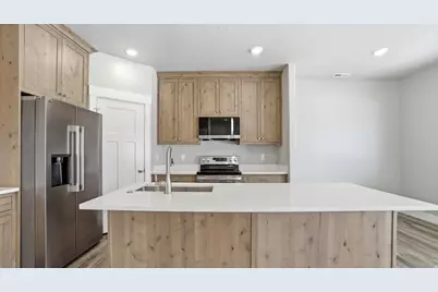 1183 W 1050 S #202, Payson, UT 84651 - Photo 6