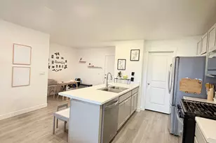 305 E Serenity Ave, Tooele, UT 84074 - Photo 4