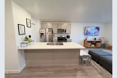 305 E Serenity Ave, Tooele, UT 84074 - Photo 4