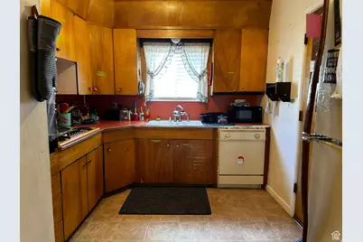 59 S 400 E, American Fork, UT 84003 - Photo 12