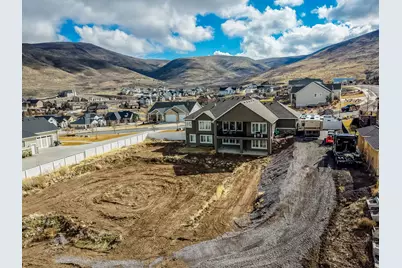 7032 W Echo Bluff Dr, Herriman, UT 84096 - Photo 50