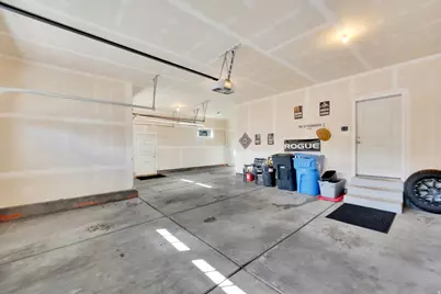 7032 W Echo Bluff Dr, Herriman, UT 84096 - Photo 32