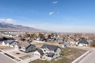 310 W Pear St, Grantsville, UT 84029 - Photo 34