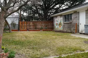 2947 S Hudson Cir E, Salt Lake City, UT 84106 - Photo 12