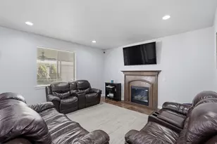 2287 S 2060 W, Woods Cross, UT 84087 - Photo 6