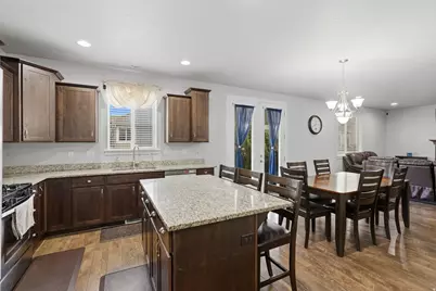2287 S 2060 W, Woods Cross, UT 84087 - Photo 10