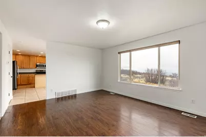 1944 E Fielding Hill Ln S, Draper, UT 84020 - Photo 4
