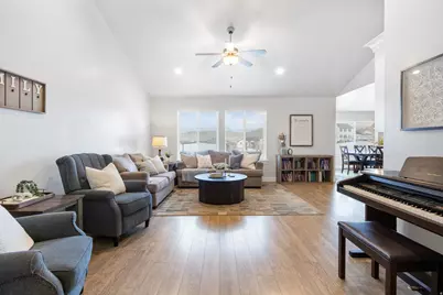 9913 N Outlook Way, Eagle Mountain, UT 84005 - Photo 8