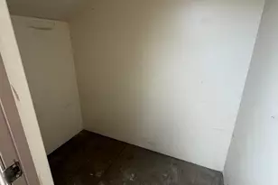 8722 S Oakwood Park Circle, Sandy, UT 84094 - Photo 20