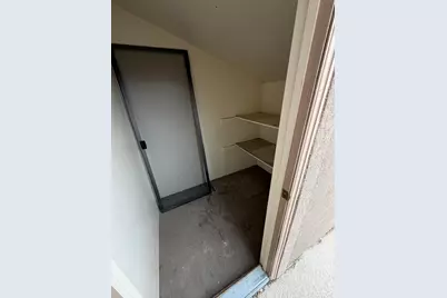 8722 S Oakwood Cir, Sandy, UT 84094 - Photo 22