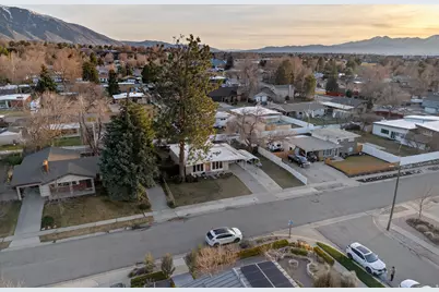 2744 E 7265 S, Cottonwood Heights, UT 84121 - Photo 44