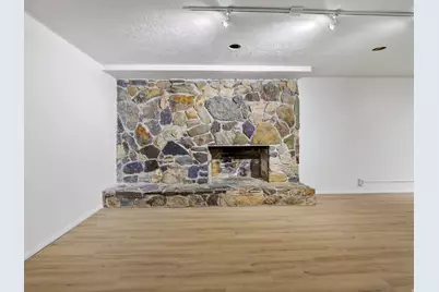 2744 E 7265 S, Cottonwood Heights, UT 84121 - Photo 22