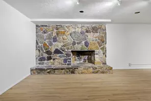 2744 E 7265 S, Cottonwood Heights, UT 84121 - Photo 22