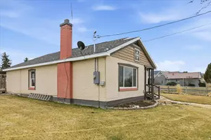 287 S 100 E, Spring City, UT 84662 - Photo 12