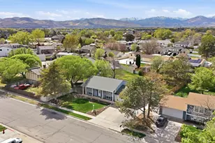 12454 S 1450 W, Riverton, UT 84065 - Photo 30