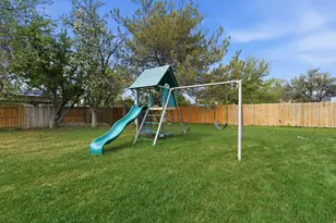 12454 S 1450 W, Riverton, UT 84065 - Photo 26