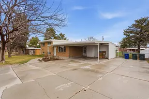 3401 S Lee Ann St W, West Valley, UT 84119 - Photo 2