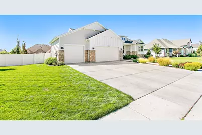 5747 W Yorkshire Ct, Highland, UT 84003 - Photo 4
