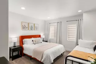 537 N Blue St, Garden City, UT 84028 - Photo 14