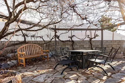 1096 E 380 N, Lindon, UT 84042 - Photo 34