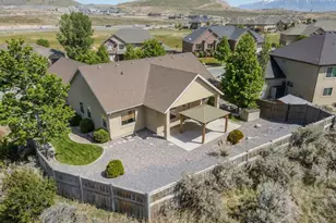 9226 N Mount Airey Dr, Eagle Mountain, UT 84005 - Photo 56