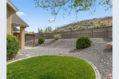 9226 N Mount Airey Dr, Eagle Mountain, UT 84005 - Photo 58