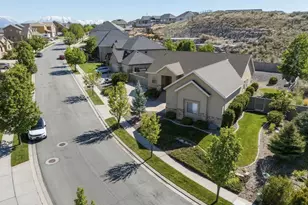 9226 N Mount Airey Dr, Eagle Mountain, UT 84005 - Photo 60