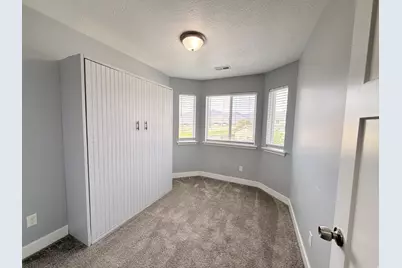 694 W Ry Ln S, Tooele, UT 84074 - Photo 14