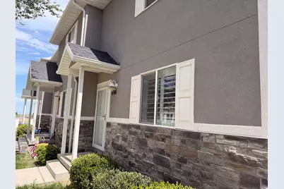 694 W Ry Ln S, Tooele, UT 84074 - Photo 2
