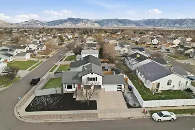 6527 S 4140 W, Taylorsville, UT 84129 - Photo 4