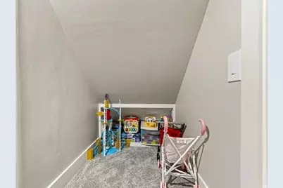 421 E Penny Ln, Clearfield, UT 84015 - Photo 16