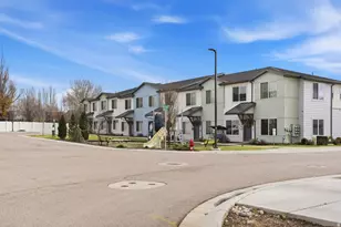 421 E Penny Ln, Clearfield, UT 84015 - Photo 42